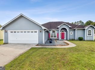 237 S Lake Forest Dr, Kingsland, GA 31548