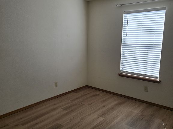 5th image of 7415 Sunrose Dr NW