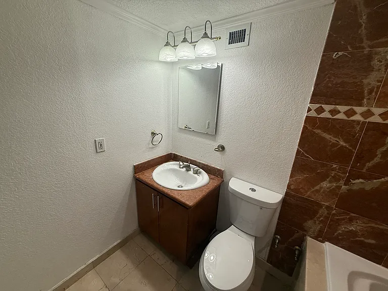 801 Brickell Bay Dr #470 — Photo 30