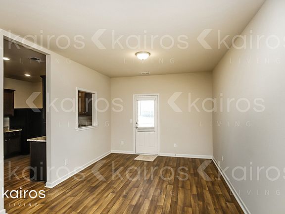 4th image of 10810 Plantation Dr