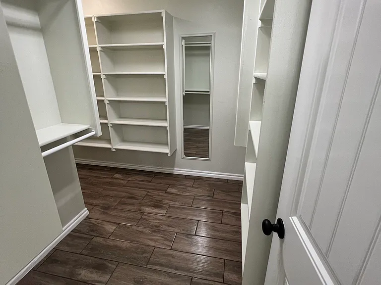 3104 Woodcrest Creek Dr — Photo 20