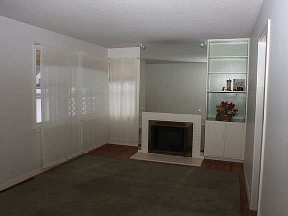 Living room with fireplace