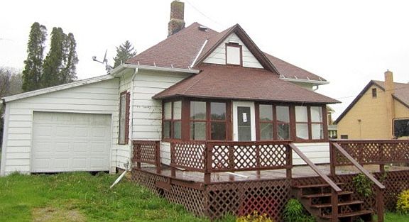 4th image of 709 Fairview St