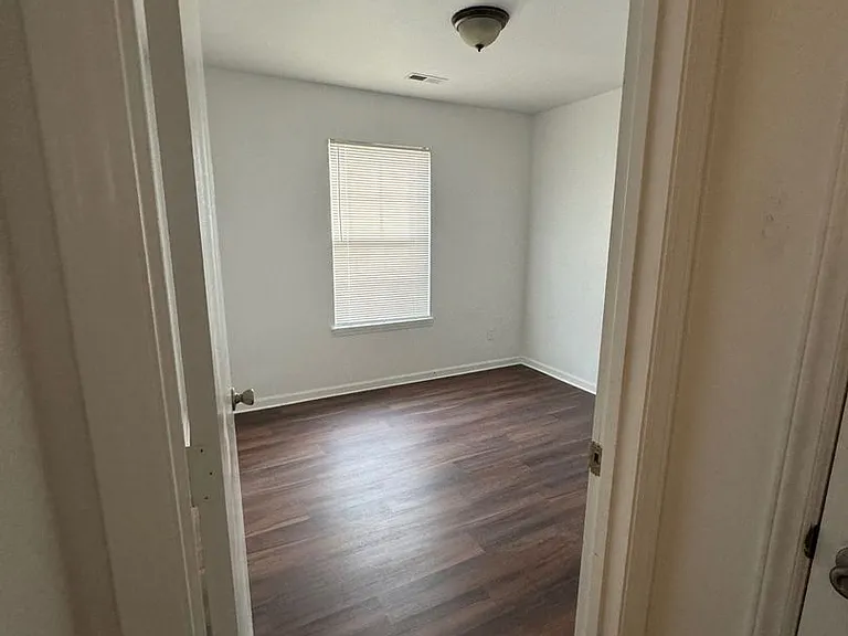 8013 Gera Emma Dr — Photo 4