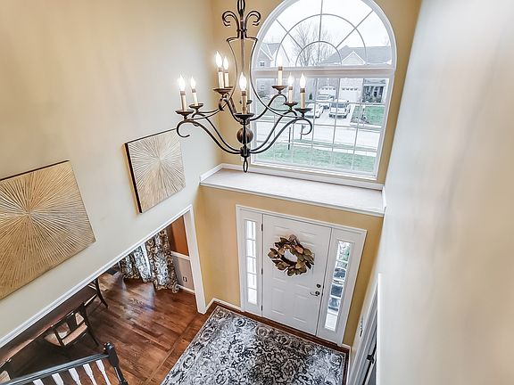 2nd image of 889 Doeridge Dr