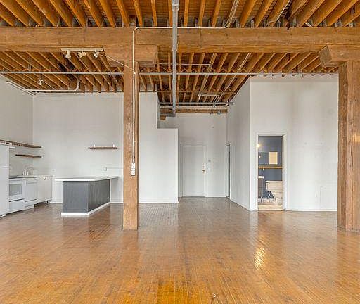 4th image of 1301 W Lafayette Blvd