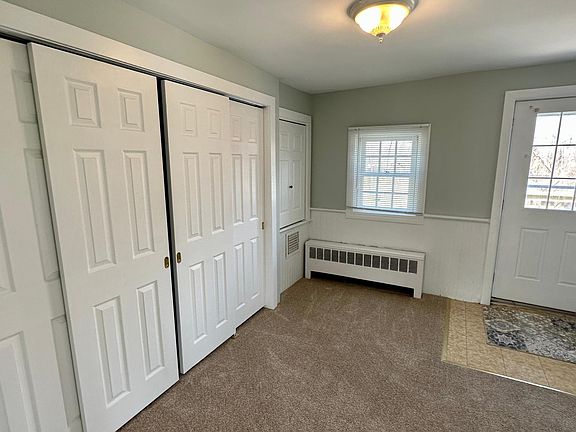 3rd image of 10 Dale Dr Floor 2