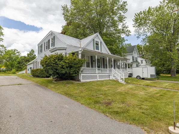 13 Center Street, Richmond, ME 04357