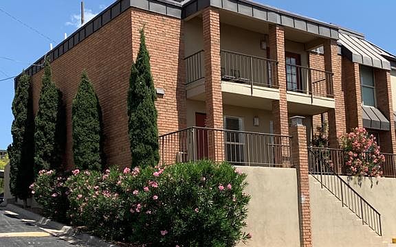 2nd image of 4433 N Stanton St APT T32