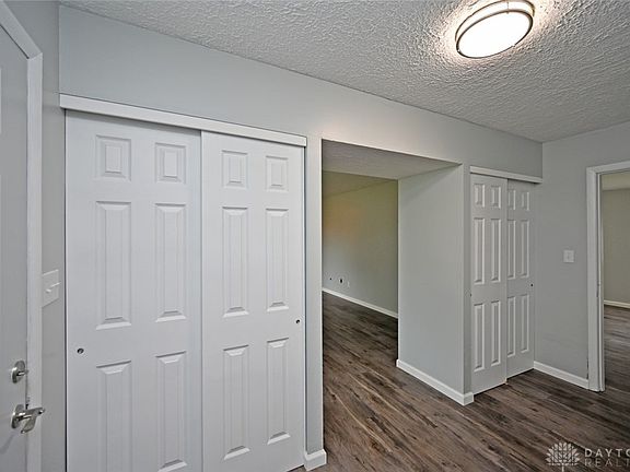 5th image of 2760 Willowridge Dr