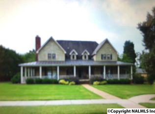 304 Devon Cir SE, Huntsville, AL 35802