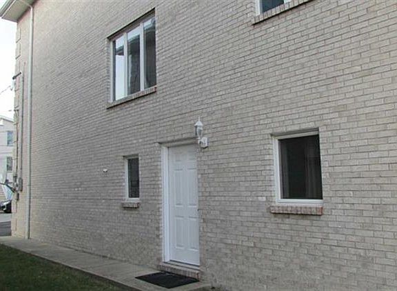 2nd image of 1634 Ponsi St #1634
