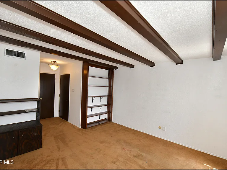 6201 Escondido Dr #17D — Photo 7