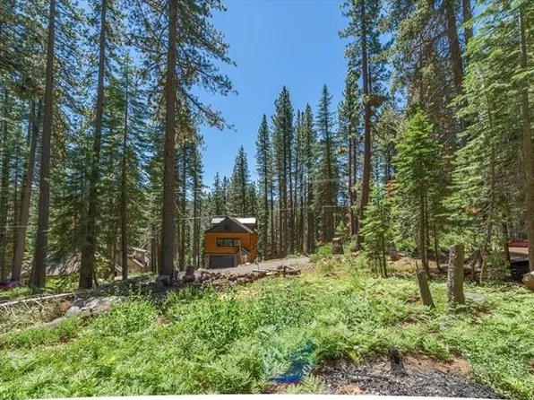 51217 Jeffery Pine Dr, Soda Springs, CA 95728