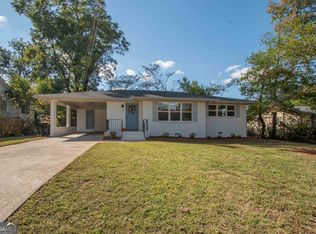 9 Mitchell St, Newnan, GA 30263