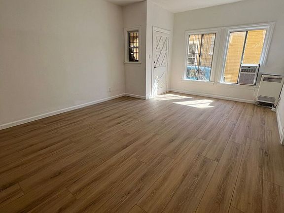 4th image of 900 N Virgil Ave #4257-4259