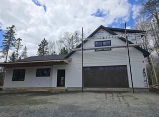 18 Wilson Dr, Chester, NS B0J 1J0