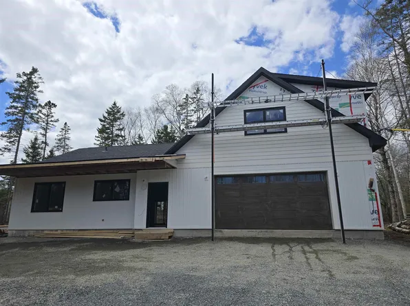 18 Wilson Dr, Chester, NS B0J 1J0