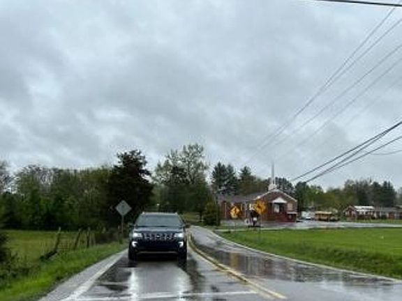 Exterior Neighborhood (street photo)