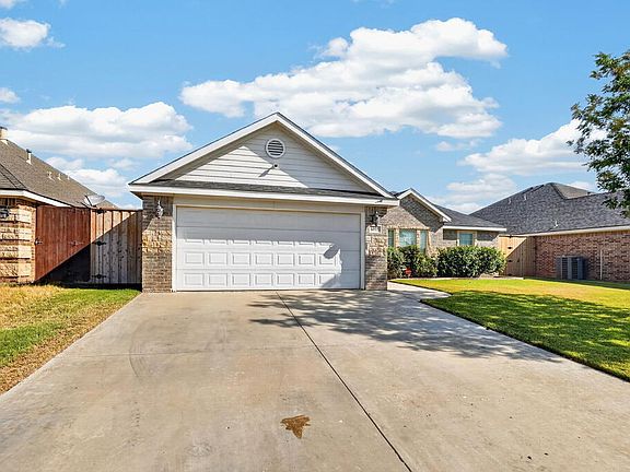 3rd image of 6915 Stonegate Dr