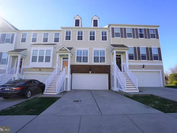 102 Bishop Dr, North Wales, PA 19454