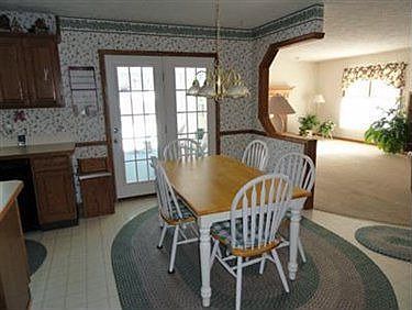 5th image of 4459 Eastwicke Blvd