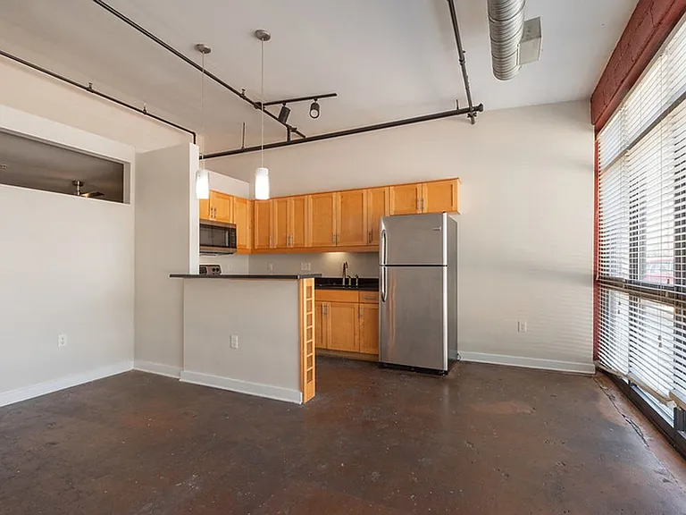 301 NORTH - Petersburg Loft Living — Photo 22