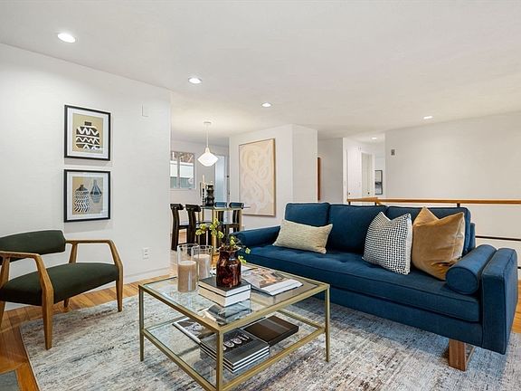 3rd image of 542 Concord Ave