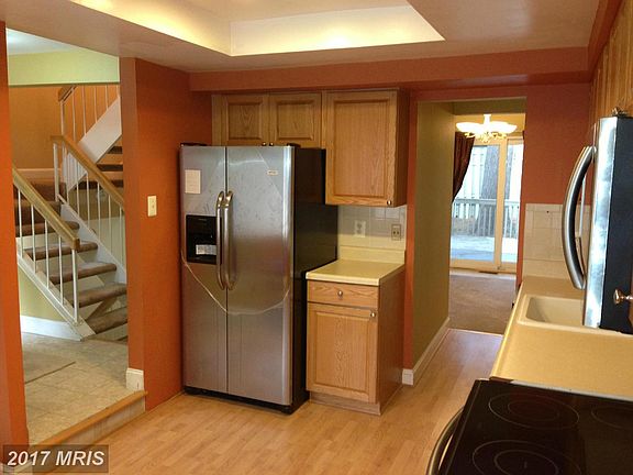 3rd image of 18455 Stone Hollow Dr