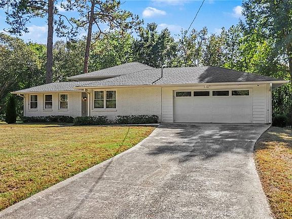 3rd image of 2376 Spring Creek Rd