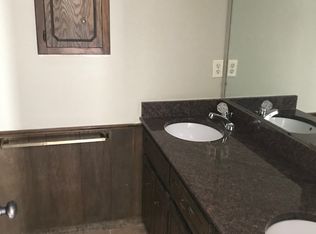 708 N Country Pl, Ada, OK 74820