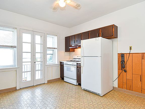 4th image of 1071 Terrace Dr #A