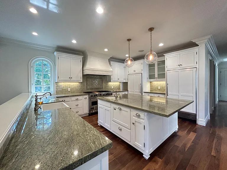 1238 Green Ln — Photo 9