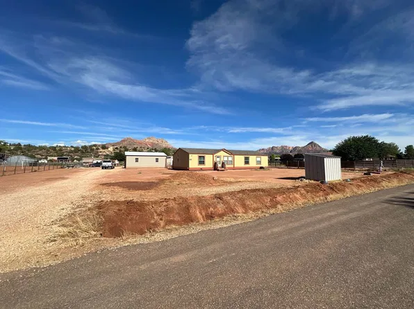 1432 N Apple Blossom Ln, Hurricane, UT 84737