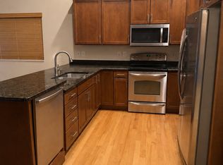 2168 Glen Oaks Dr, Coralville, IA 52241