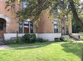 404 Fountain St NE, Grand Rapids, MI 49503