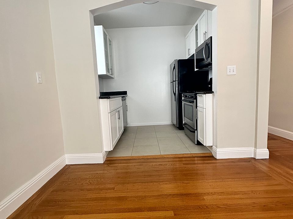 1st image of 1400 McAllister St APT 12