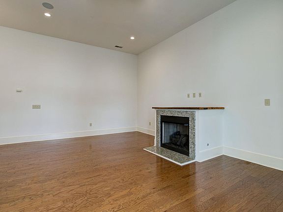 5th image of 3501 Lyles St APT H