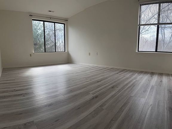4th image of 18050 Chalet Dr APT 303