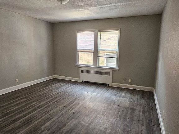 3rd image of 2200 7th Ave APT 8