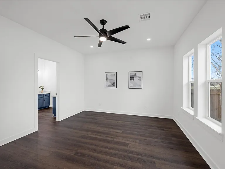 7440 Avenue E — Photo 27
