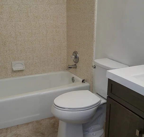 1726 SW 42nd Ave — Photo 7