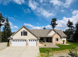 10459 N Summit Loop, Hauser, ID 83854