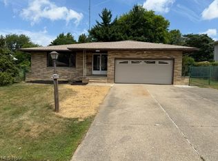 4304 Tamarack Dr, Parma, OH 44134