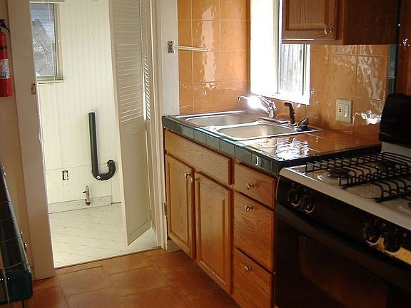 3rd image of 350 S Sunnyvale Ave