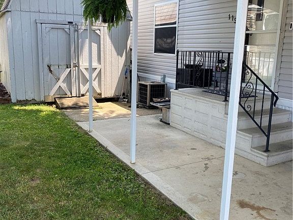 3rd image of 119 Branch Dr