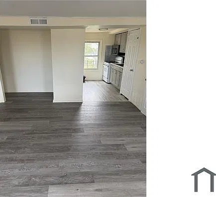 4 bed, $4,077 — Photo 4