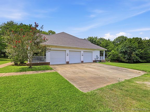 4th image of 600 Cedar Pines Rd