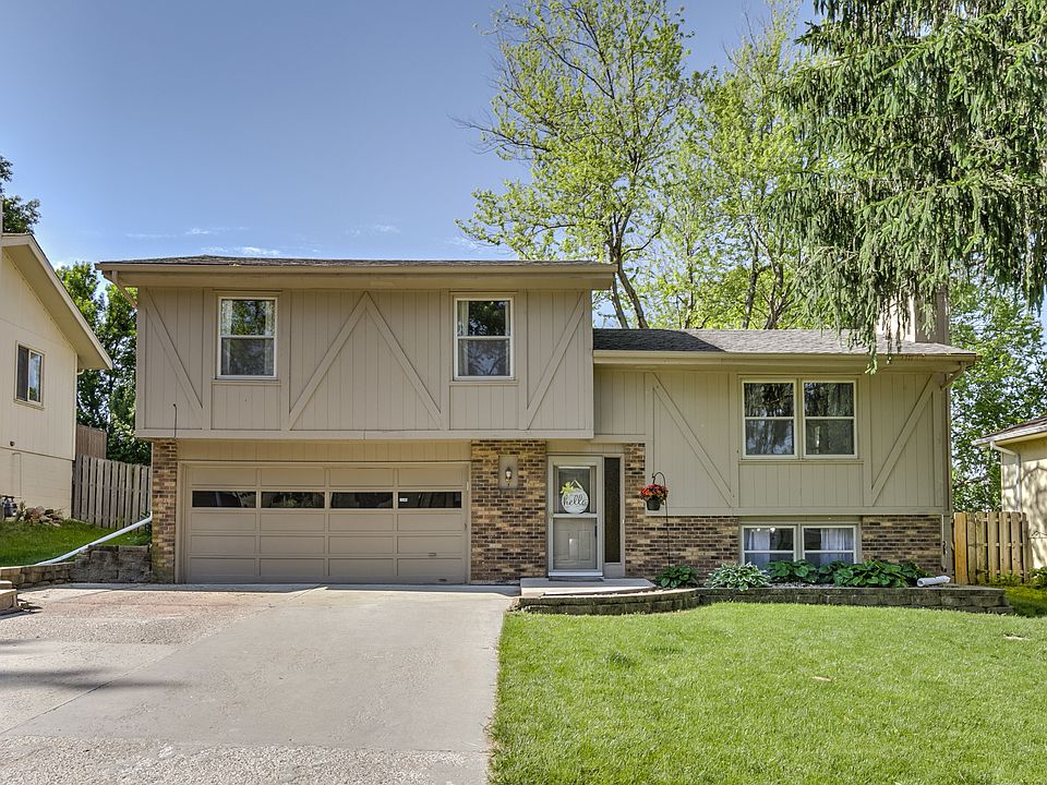 1st image of 4925 Aspen Dr