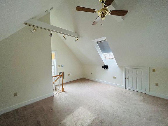 5th image of 579 Sagamore Ave Unit 67